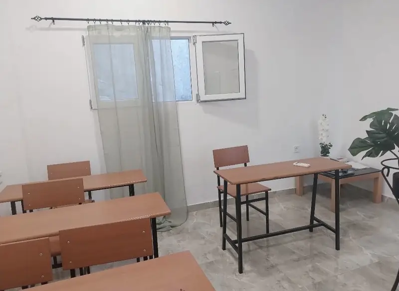 Δεύτερη αίθουσα διδασκαλίας του φροντιστηρίου